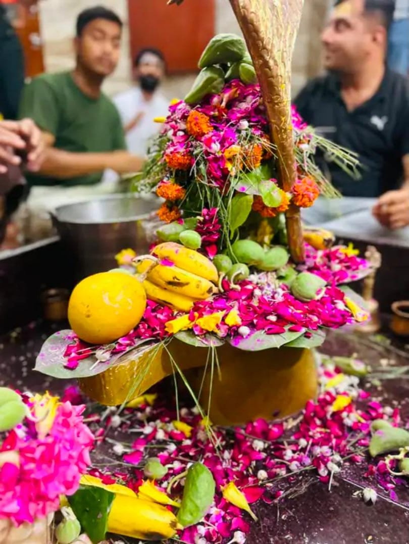 अर्केश्वर महादेव मन्दिर में महादेव का गुड़ से शहस्त्रसनः शाम को होगी भजन संध्या, कलाकर ओम राठी देंगे प्रस्तुतियां