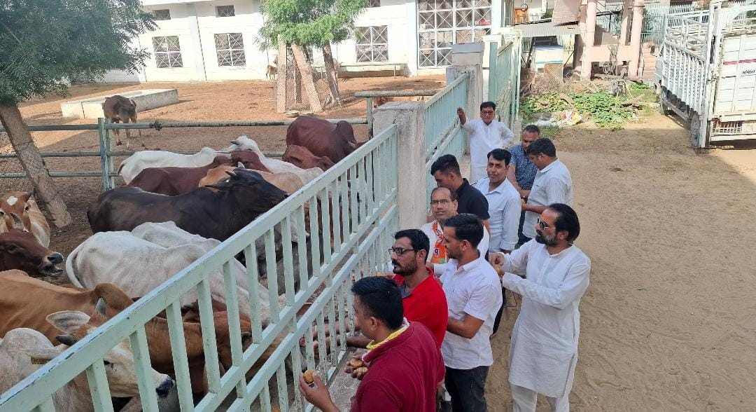 पीएम मोदी के जन्मदिन पर ‘सेवा पखवाड़े’ की शुरुआत: गायों को गुड़ देकर की शुरुआत; रक्तदान, वृक्षारोपण व स्वच्छता कार्यक्रम होंगे आयोजित