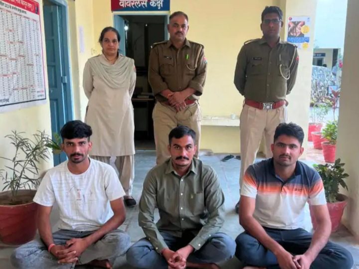 नोखा पुलिस ने जानलेवा हमले के तीन आरोपी को किया गिरफ्तारः एक देशी कट्टा जब्त, सरपंच के पति से रास्ते में की थी मारपीट