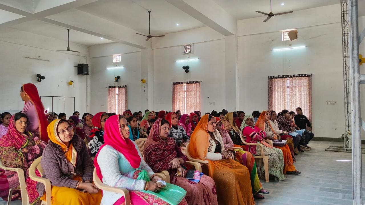 नोखा में मरू उड़ान कार्यशाला का हुआ आयोजन, विभिन्न सरकारी योजनाओं की दी जानकारी