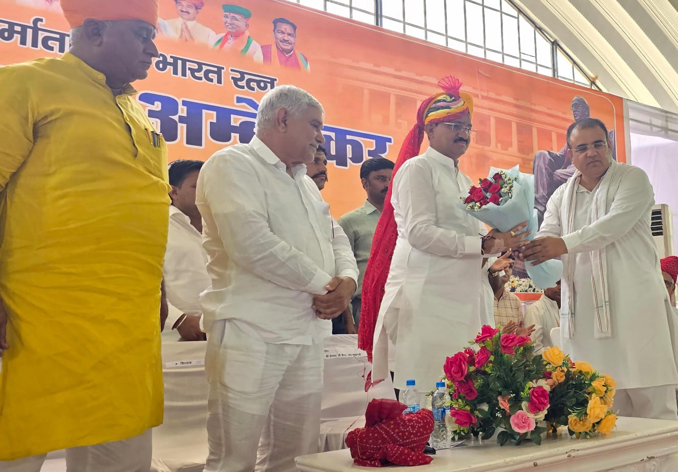 डिप्टी सीएम प्रेमचंद बैरवा पहुंचे पांचू: आईटीआई कॉलेज में अंबडेकर सम्मान सभा का आयोजन, पूर्व विधायक ने किया स्वागत