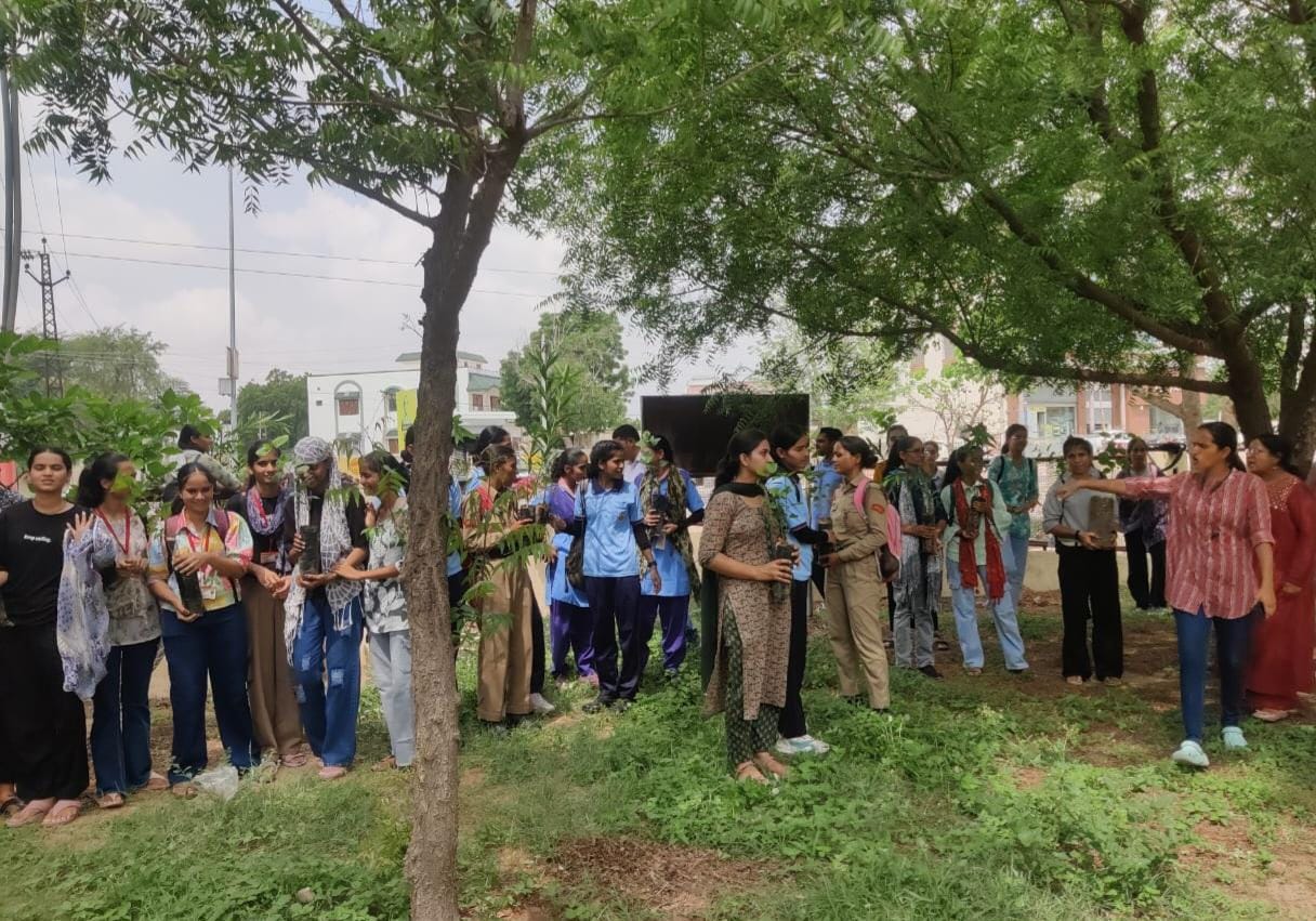 हरियालो राजस्थान अभियान: नोखा के बागड़ी कॉलेज में लगाए 100 पौधे, देखभाल की शपथ ली