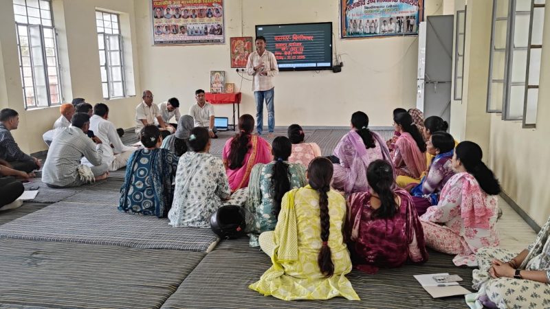 हिन्दी और पर्यावरण पर शिक्षकों की क्लस्टर कार्यशाला का आयोजन: जैसलसर, गुन्दूसर, झाड़ेली, मेनसर और बिलनियासर के शिक्षक-शिक्षिकाओं ने लिया भाग