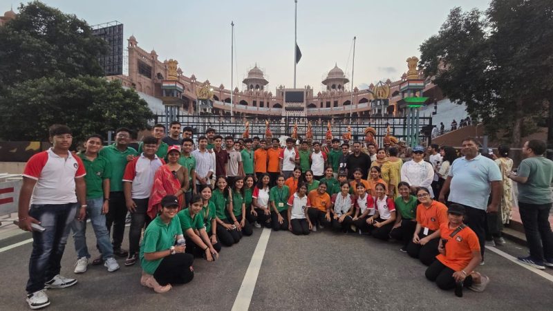नोखा की लव फन लर्न स्कूल का पंजाब भ्रमण: छात्र वाघा बॉर्डर पर बीटिंग रिट्रीट सेरेमनी देखकर हुए रोमांचित