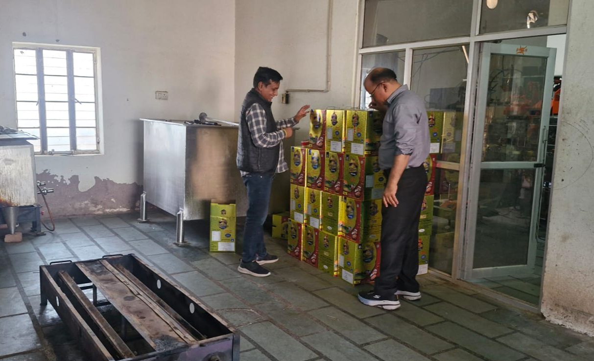 नोखा में 765 किलो संदिग्ध घी जब्त: ‘शुद्ध आहार मिलावट पर वार’ अभियान के तहत फैक्ट्री पर कार्रवाई