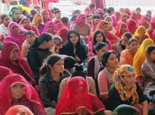 नोखा में 50 गांव की महिलाओं का सम्मान: 150 महिला और बालिकाओं ने लिया हिस्सा, आत्मनिर्भरता पर दिया जोर